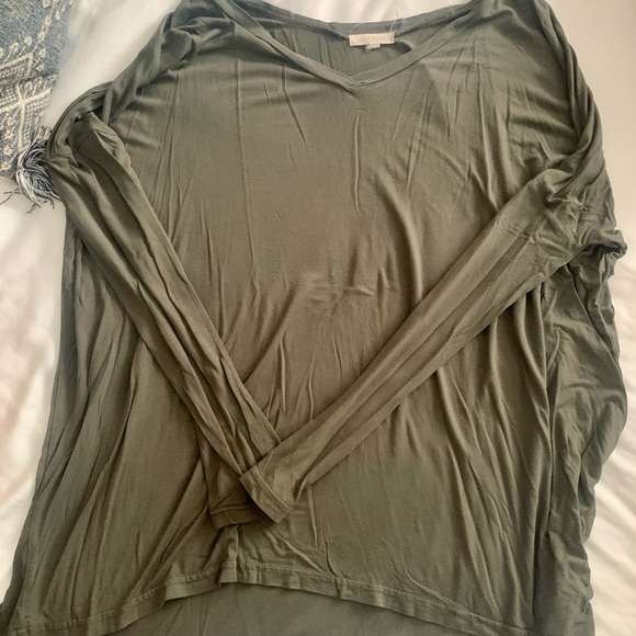 TWO CLASSIC LONGSLEEVE PIKO TOPS - Picture 2 of 3